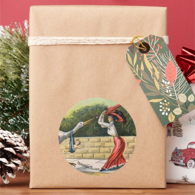 pegatina redonda "Ataque a cigüeñas" (sin niños) (Vacaciones)