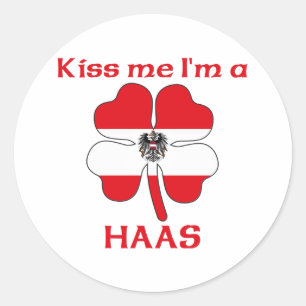 Pegatina Redonda Austríacos personalizada me besan que soy Haas
