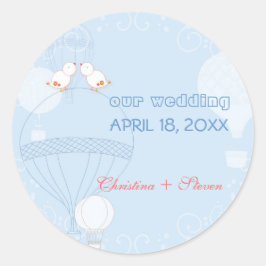 Pegatina Redonda Aves románticas en Boda de globos aerostáticos