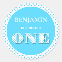 Azul claro girando un punto de polka