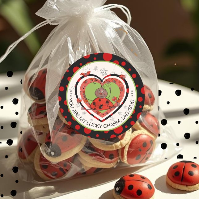 Pegatina Redonda Baby Shower Winner Lucky Charm Ladybug (Baby Shower Winner Lucky Charm Ladybug Classic Round Sticker)