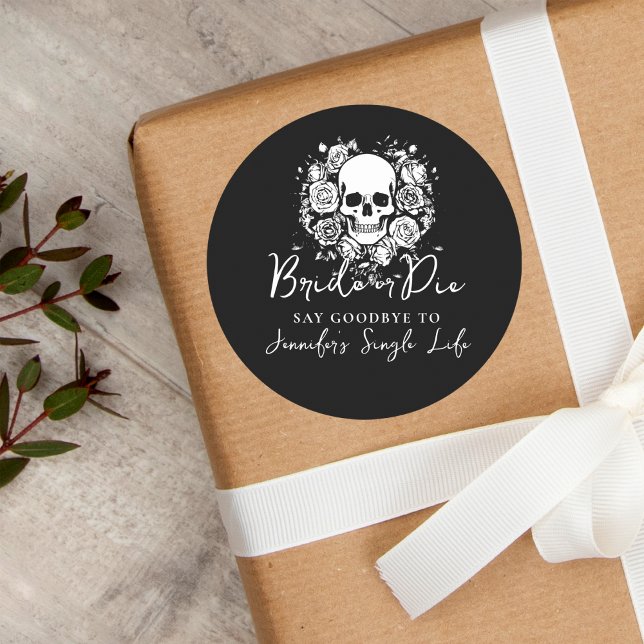 Pegatina Redonda Bachelorette Party Bride or Die Skull Floral (Subido por el creador)