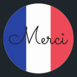 Pegatina Redonda Bandera de Francia Colores Merci<br><div class="desc">Gracias... un mensaje de agradecimiento en francés contra los colores de la bandera francesa. Puede cambiar el estilo moderno de caligrafía caprichosa de monoline para crear su propio mensaje de texto personalizado. Pruebe con un estilo de fuente, tamaño y color diferentes y personalice el diseño del texto para crear sus...</div>