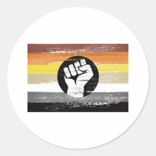Pegatina Redonda Bandera de protesta pintada con oso