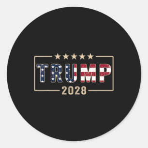 Pegatina Redonda Bandera de Trump en la camiseta de 2028