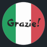 Pegatina Redonda Bandera Italiana Gracias Grazie!<br><div class="desc">¡Grazie! Un mensaje de agradecimiento en italiano contra los colores de la bandera italiana. Puede crear su propio mensaje de texto personalizado. Pruebe con un estilo de fuente,  tamaño y color diferentes y personalice el diseño para crear sus propios pegatinas.</div>