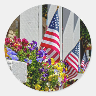 Pegatina Redonda Banderas + Flores