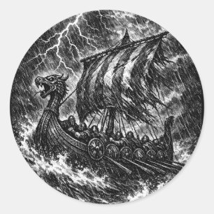 Pegatina Redonda Barco largo vikingo en la tormenta — Ink Saga Art