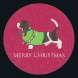 Pegatina Redonda Basset Hound Merry Christmas Design<br><div class="desc">Esta silueta también puede representar: Basset,  Basset Hound,  Blue Gascony,  Artesian Normand,  Alpine Dachsbracke,  Basset des Alpes,  Alpine Basset Hound,  Lancashire Heeler,  Ormduk Terrier,  Ormduk Heeler,  Westphalian Hound,  Westfalian Basset,  Sueño Sueco,  Teckel,  Hound</div>