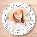 Pegatina Redonda Bat Mitzvah Personalizado Moda moderna elegante<br><div class="desc">Este diseño simple y clásico está compuesto por tipografía de la síspera y agrega una foto personalizado. Gracias por venir a Bat Mitzvah.</div>