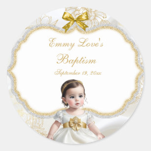 Pegatina Redonda Bautizo de niña vestido blanco y dorado