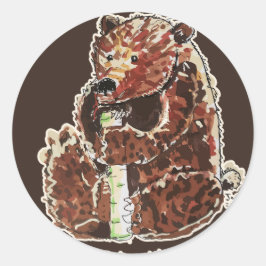 Pegatina Redonda Bear Contemplates Hibernation