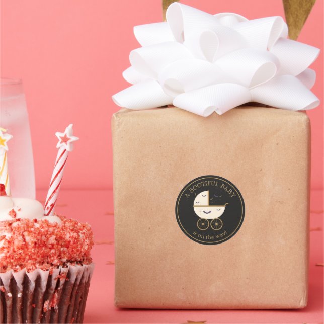 Pegatina Redonda Bebé Bootiful de Halloween en Baby Shower (Fiesta)