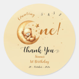 Pegatina Redonda Bebé Cute Dormido En La Luna Primer Cumpleaños