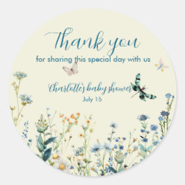 Pegatina Redonda Bebé de flores silvestres en una ducha de bebé en 