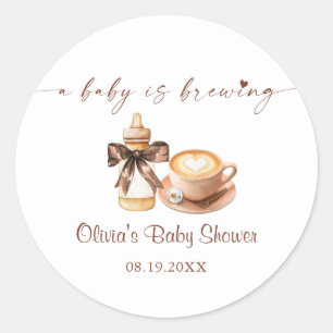 Pegatina Redonda Bebé Está Preparando Café Baby Shower
