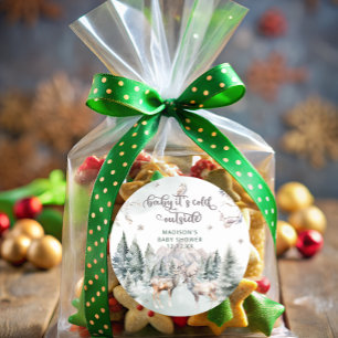 Pegatina Redonda Bebé, frío fuera del bosque de Woodland