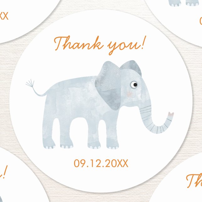 Pegatina Redonda Bebé lindo elefante Gracias Fecha (Fun baby elephant safari themed custom text thank you sticker with date)