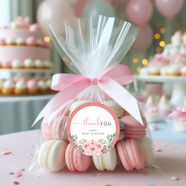 Pegatina Redonda Bebé rosa rosado de Rubor en una ducha de flores (Subido por el creador)