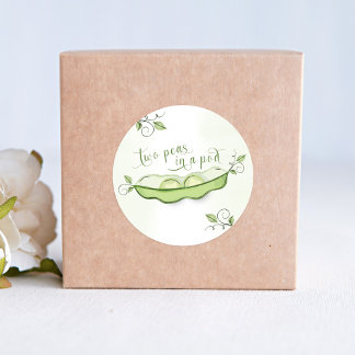 Pegatina Redonda Bebés verdes y pequeños gemelos de dos guisos en u