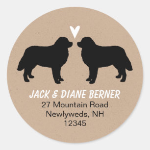 Pegatina Redonda Berenesa Montaña Dog Silhouettes Dirección de Reto