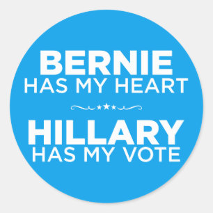 Pegatina Redonda Bernie tiene mi corazón, Hillary tiene mi pegatin