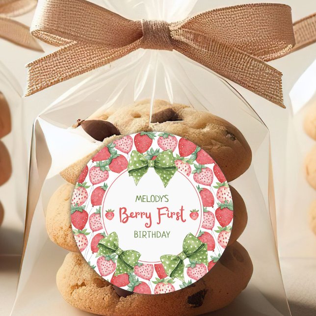 Pegatina Redonda Berry First Birthday Strawberry Party (Subido por el creador)