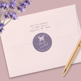 Pegatina Redonda Besos de mariposa + sobre púrpura para el bebé