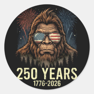 Pegatina Redonda Bigfoot América fuegos artificiales 4 de julio 250