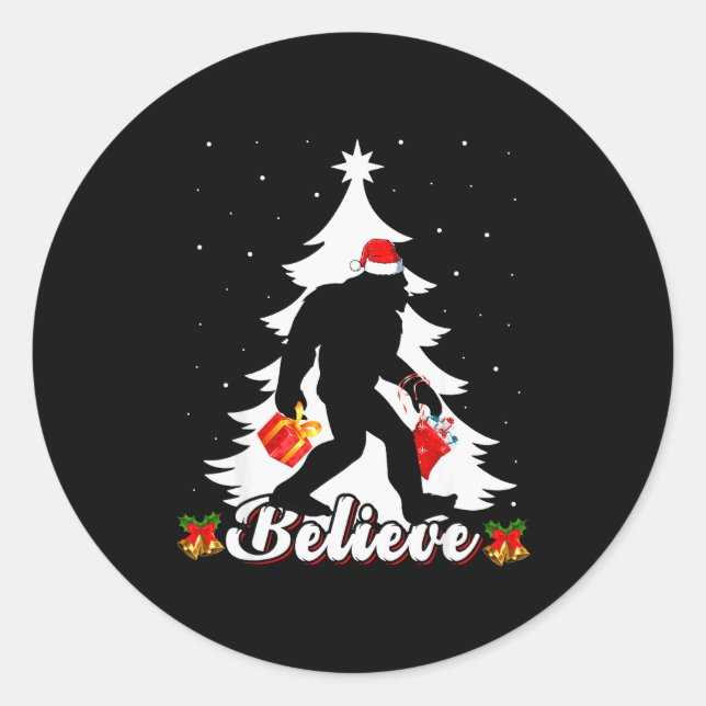 Pegatina Redonda Bigfoot Believe Christmas Tree Funny Santa Sasquat (Anverso)
