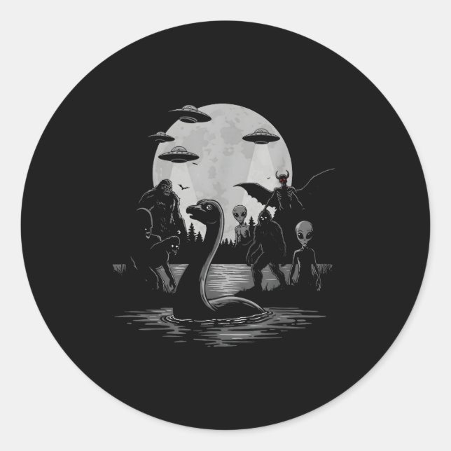 Pegatina Redonda Bigfoot Ufo Loch Ness Monster Mothman And Aliens!  (Anverso)