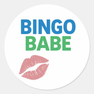 Pegatina Redonda Bingo Babe lindo y confiado amante del bingo