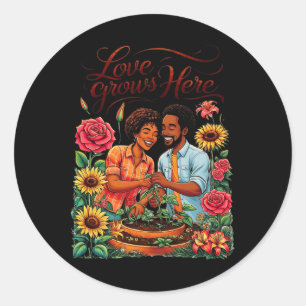 Pegatina Redonda Black Love African American Couple Sketch Valentin