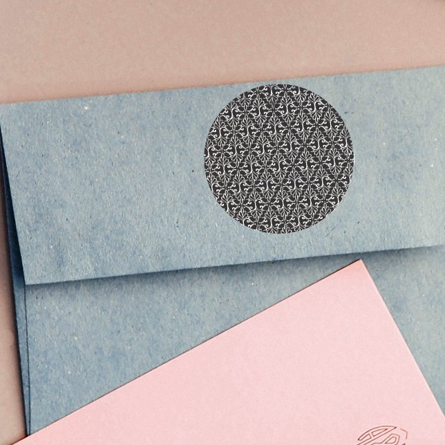 Pegatina Redonda Black White Fancy Scroll in Diamond Pattern (Classy damask abstract pattern with scrolls in black and white on stickers.)