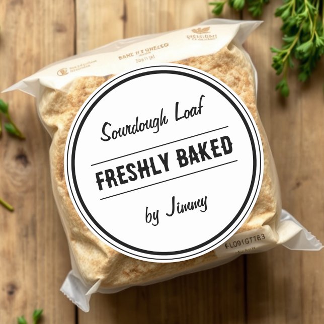 Pegatina Redonda Blanca | Recién horneado por (Subido por el creador)