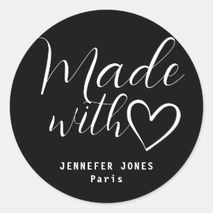 Pegatina Redonda Blanco negro simple Minimalista hecho con corazón 