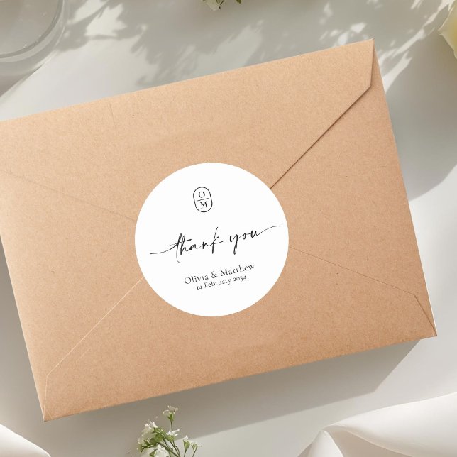 Pegatina Redonda Blanco y Negro | Monograma de boda chic y moderno (Subido por el creador)