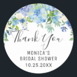 Pegatina Redonda Blue Hydrangea Floral Greenery Boda Gracias<br><div class="desc">Blue Hydrangea Floral Greenery Boda Gracias Pegatina Redondo Clásico. Para una mayor personalización,  haga clic en el enlace "personalizar adicional" y utilice nuestra herramienta de diseño para editar esta plantilla. Si necesita ayuda o elementos coincidentes,  por favor contáctame.</div>