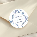 Pegatina Redonda Boda azul oxidado y floral de Grace<br><div class="desc">Para una mayor personalización,  haga clic en el enlace "personalizar adicional" y utilice nuestra herramienta de diseño para modificar esta plantilla. Si necesita ayuda o elementos coincidentes,  por favor contáctame.</div>