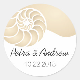 Pegatina Redonda Boda beige Nautilus Shell Beach