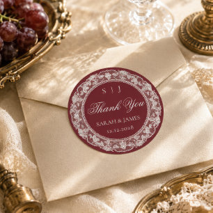 Pegatina Redonda Boda con dinero antiguo Burgundy Blanco Encaje Gra