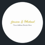 Pegatina Redonda Boda de color dorado moderno elegante sencillo<br><div class="desc">Elija entre diferentes tipos y tamaños. Herramientas de edición fáciles. Plantilla Clásica Profesional Simple Para Todas Las Necesidades.</div>