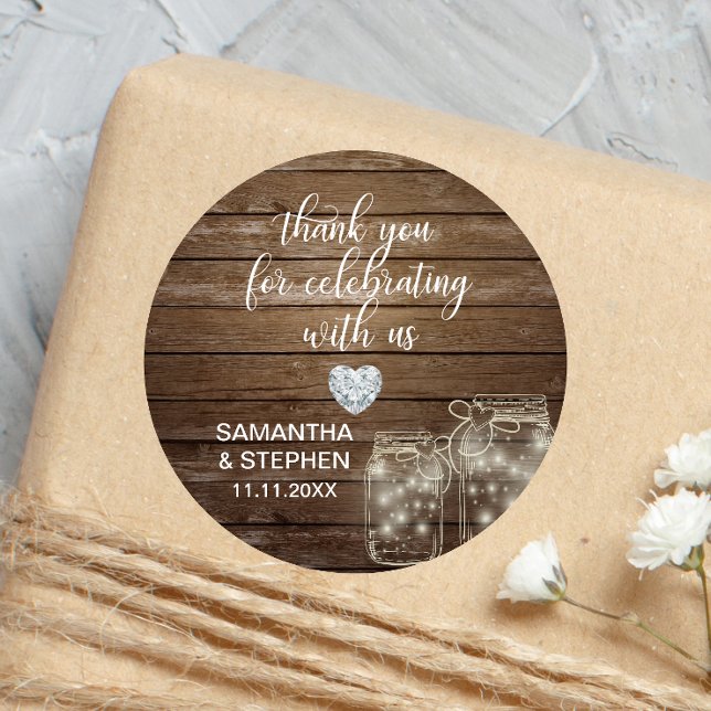 Pegatina Redonda Boda de Corazones de Madera Rústica Personalizada (Rustic Thank you wedding stickers. Wood and heart.)
