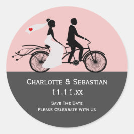 Pegatina Redonda Boda De Cute Tandem Bike Bride Y Groom