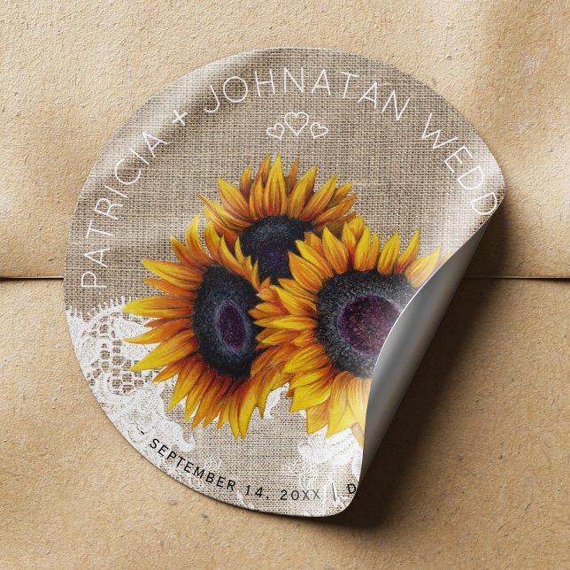 Pegatina Redonda Boda de encaje burlap rústico con flores de sol (Subido por el creador)