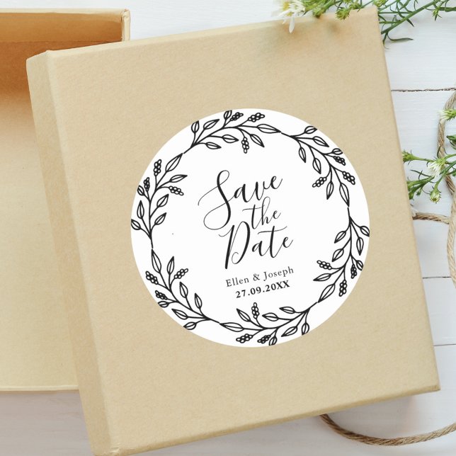 Pegatina Redonda Boda de flores silvestres rústicas elegantes, guar (Elegant wildflower sticker makes wedding announcements feel personal and beautifully styled.)
