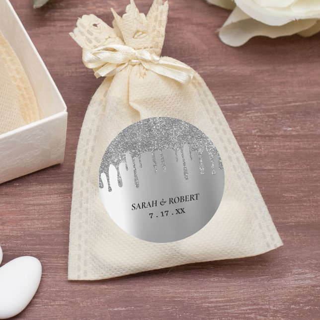 Pegatina Redonda Boda de goteo de Purpurina plateado (Silver Glitter Drip Wedding Classic Round Sticker)