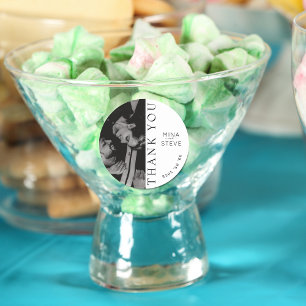 Pegatina Redonda Boda de imágenes simples en blanco y negro gracias