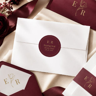 Pegatina Redonda Boda de Monograma de Oro Burgundy Moderno 