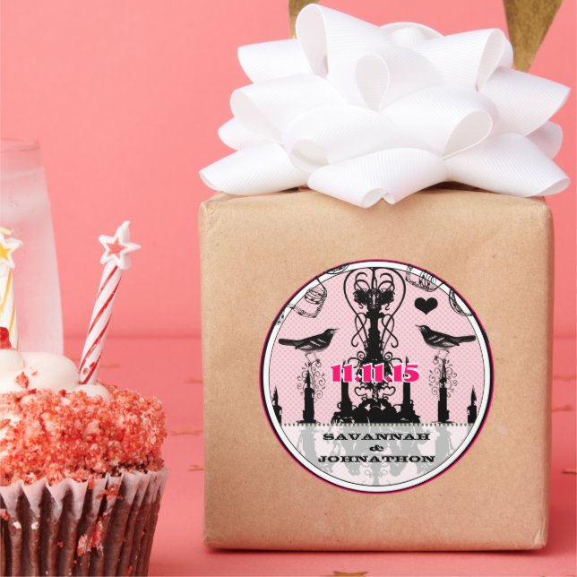 Pegatina Redonda Boda de pájaro de la lámpara rosa de araña (Fiesta)